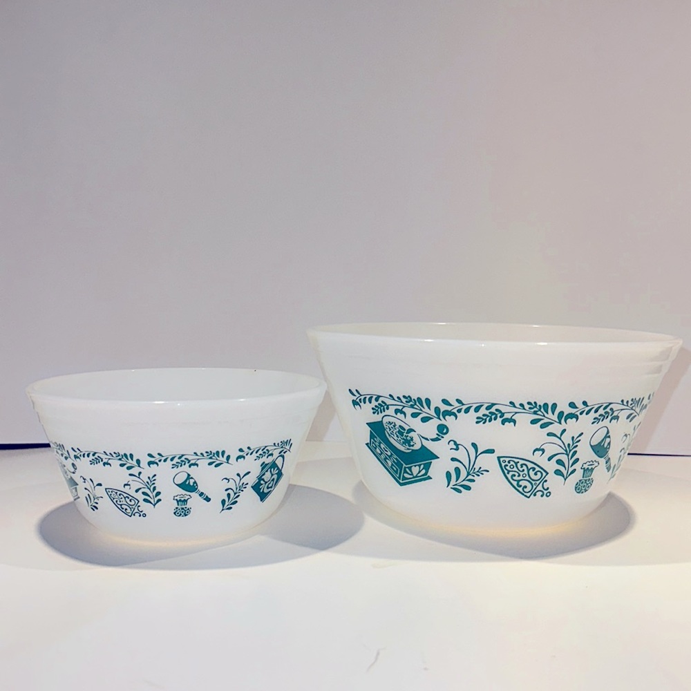 2 Vtg Federal Glass Milk Glass/Turquoise & White Mixing Bowl, 8" & 6 "